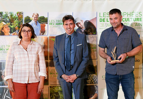 Trophée de la proximité.jpg