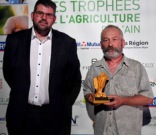TROPHEE 7.jpg